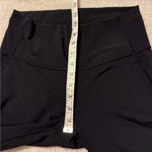 Lululemon Mix & Mesh Crop Leggings Black / Chirasu - Picture 8 of 10